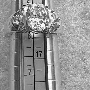 Sterling Silver ring CZ